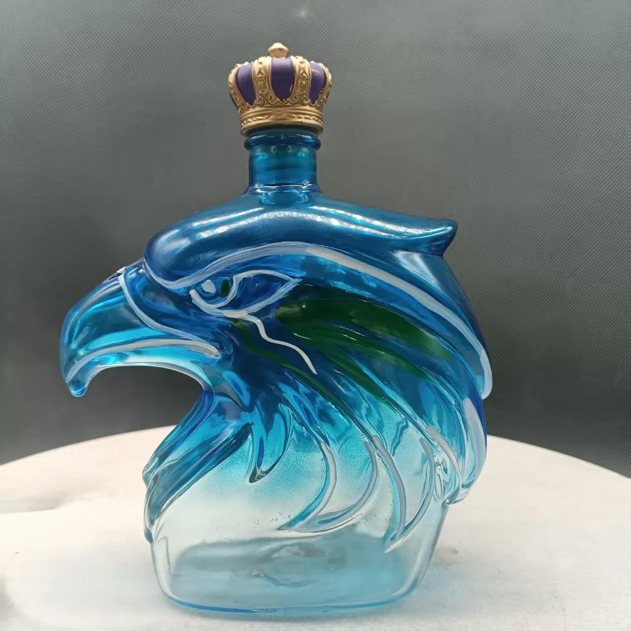 Creative Wine Bottle An Amusing Eagle-headed Wine Bottle - Product Image 5