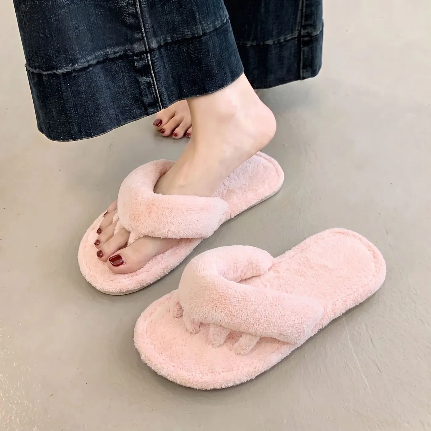 Non-slip Warm Paw-shaped Cotton Slippers For Home Use - Product Image 3